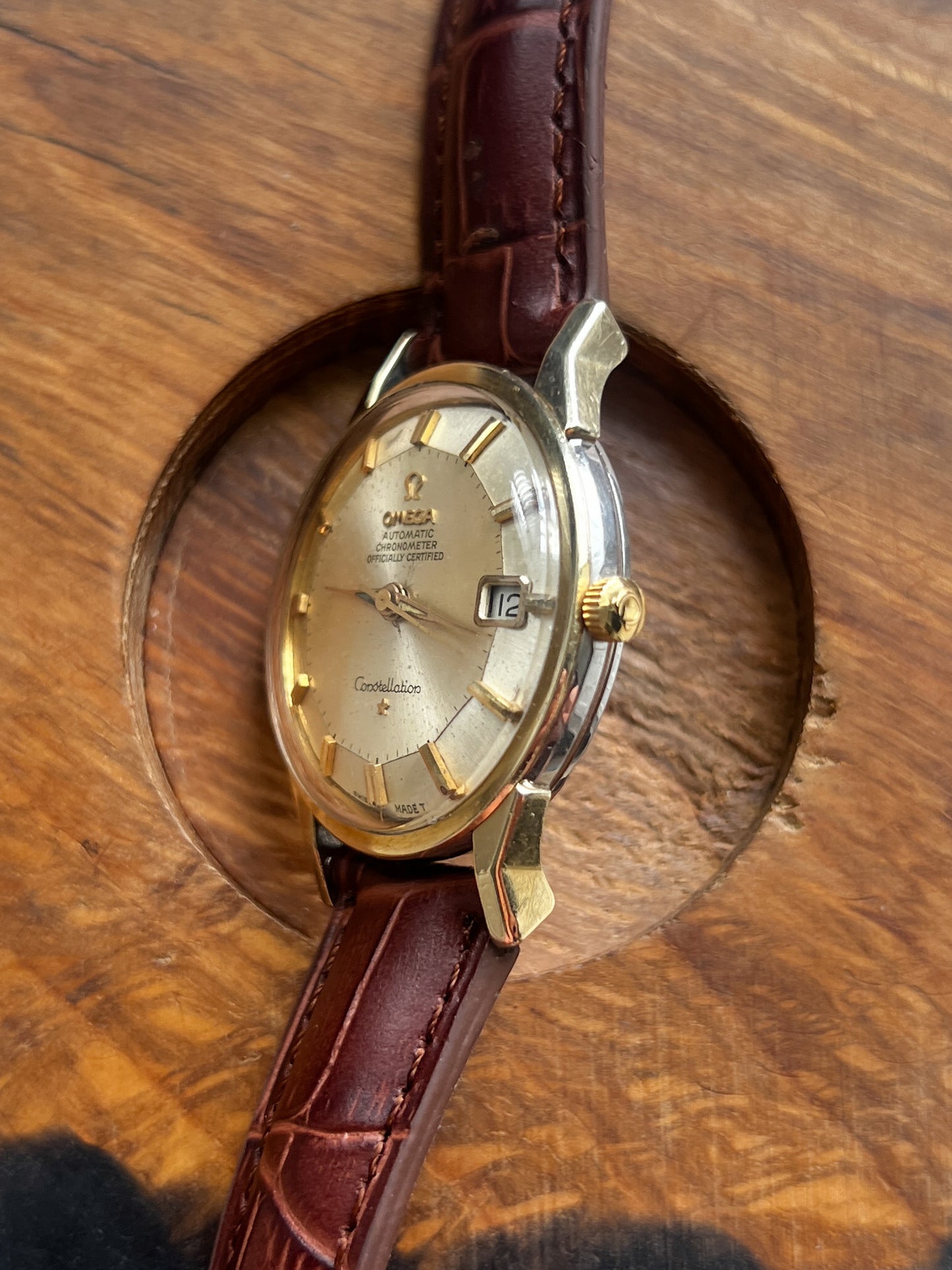 Omega Constellation Pie-Pan Ref 168.005