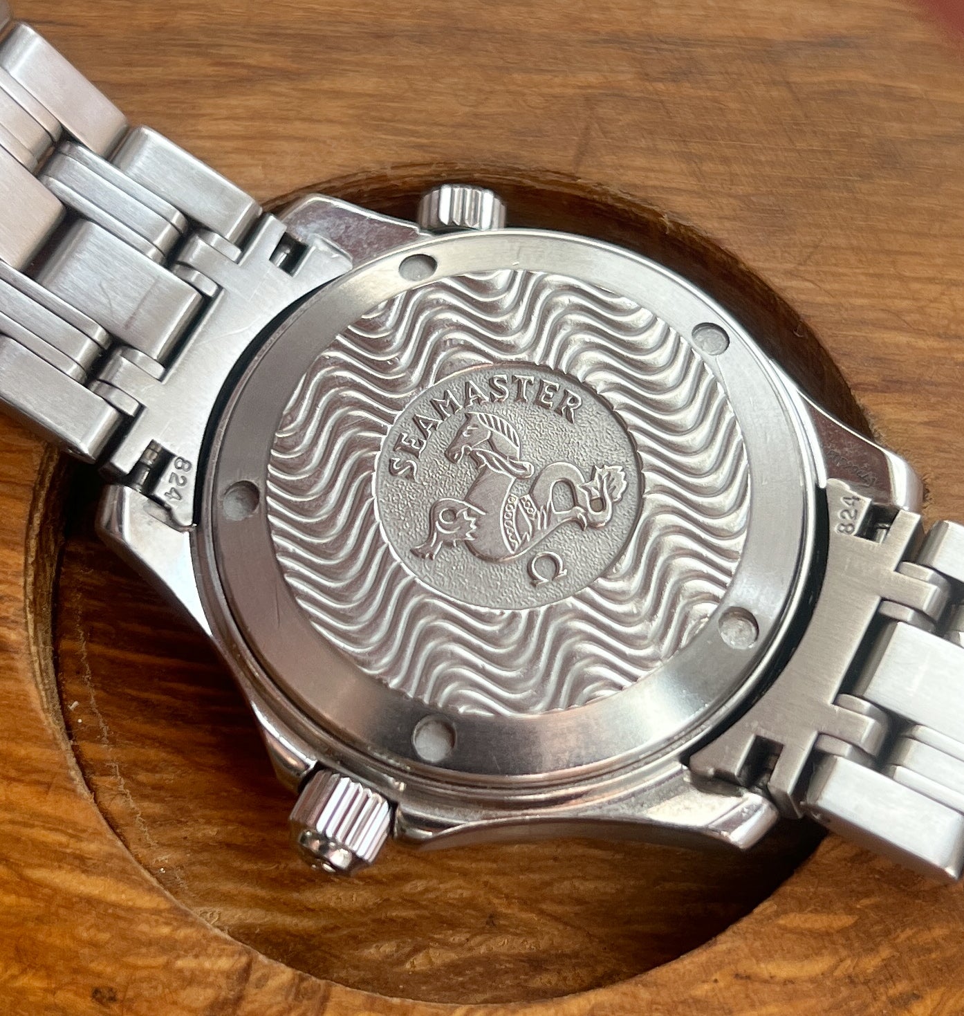 Omega Seamaster Professional 300m Ref. 2551.80.00
